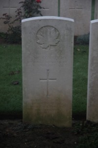 Aubigny Communal Cemetery Extension - McConaughy, Erwin