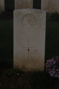 Aubigny Communal Cemetery Extension - McCredie, George Archibald