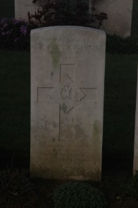 Aubigny Communal Cemetery Extension - McCulloch, James Cairns