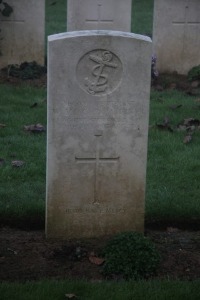 Aubigny Communal Cemetery Extension - McCurrach, W