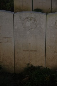 Aubigny Communal Cemetery Extension - McEvoy, Frank Richard