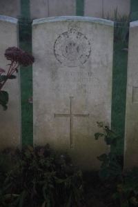 Aubigny Communal Cemetery Extension - McGlinchey, Andrew