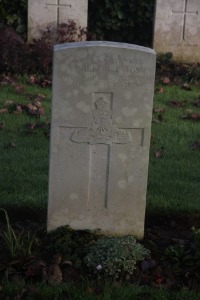 Aubigny Communal Cemetery Extension - McIntosh, Daniel