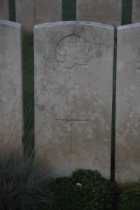 Aubigny Communal Cemetery Extension - McKinnon, A J