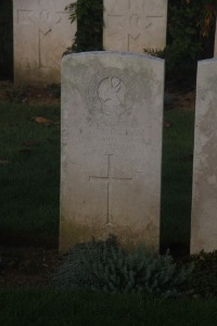 Aubigny Communal Cemetery Extension - McLean, C C