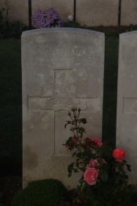 Aubigny Communal Cemetery Extension - Mecoy, J A