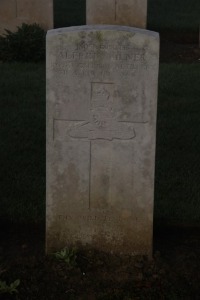 Aubigny Communal Cemetery Extension - Milner, Alfred