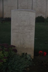 Aubigny Communal Cemetery Extension - Milner, Charles Duncan