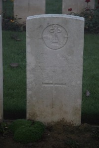 Aubigny Communal Cemetery Extension - Mitton, Charles William