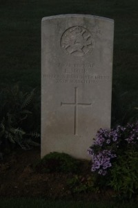 Aubigny Communal Cemetery Extension - Moir, E