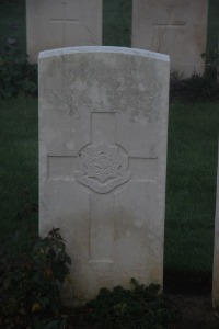 Aubigny Communal Cemetery Extension - Moore, James William