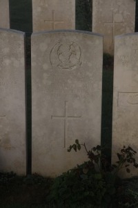 Aubigny Communal Cemetery Extension - Mottram, Samuel Roberts