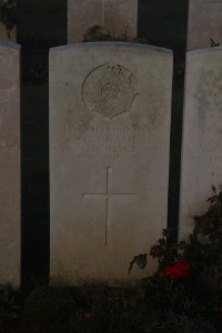 Aubigny Communal Cemetery Extension - Nash, G J