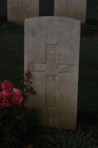 Aubigny Communal Cemetery Extension - Nelson, B