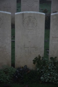 Aubigny Communal Cemetery Extension - Newman, Leonard