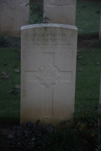 Aubigny Communal Cemetery Extension - Newport, A G