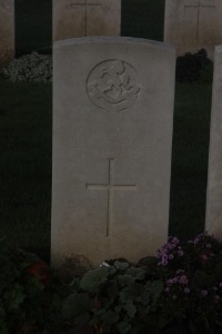 Aubigny Communal Cemetery Extension - Newton, C D