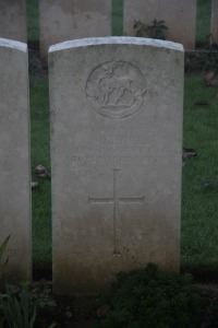 Aubigny Communal Cemetery Extension - Nicholls, Jonathan