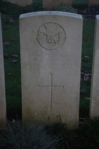 Aubigny Communal Cemetery Extension - Nichols, Francis James