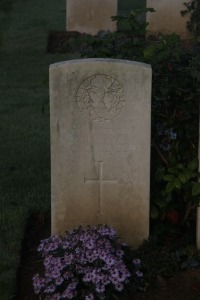 Aubigny Communal Cemetery Extension - Nicol, J H