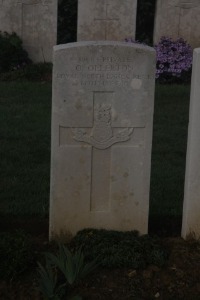 Aubigny Communal Cemetery Extension - Ollerton, O