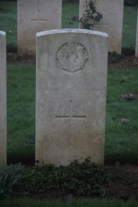 Aubigny Communal Cemetery Extension - Pitcairn, Hugh Francis