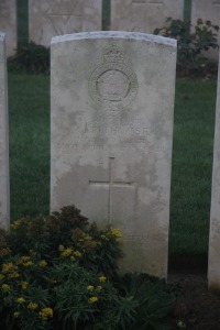 Aubigny Communal Cemetery Extension - Pithouse, Colin