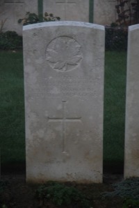 Aubigny Communal Cemetery Extension - Porritt, John Milligan