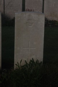 Aubigny Communal Cemetery Extension - Porter, G R