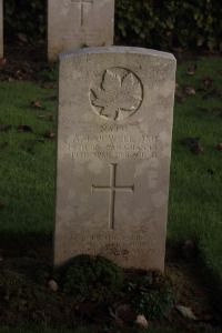 Aubigny Communal Cemetery Extension - Powell, Alan Torrance