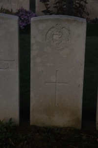 Aubigny Communal Cemetery Extension - Pratt, Lionel Allan