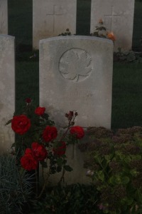 Aubigny Communal Cemetery Extension - Purvis, Arthur Russell