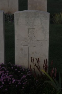 Aubigny Communal Cemetery Extension - Riches, George