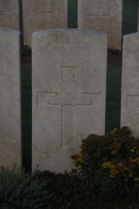 Aubigny Communal Cemetery Extension - Rossiter, E G