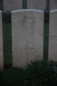 Aubigny Communal Cemetery Extension - Round, Joseph William