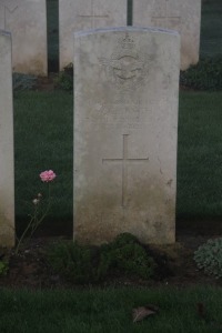 Aubigny Communal Cemetery Extension - Sanger, W G