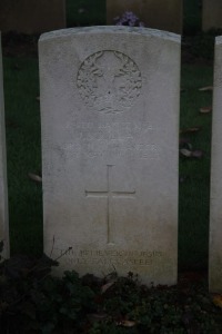 Aubigny Communal Cemetery Extension - Scollay, J