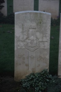 Aubigny Communal Cemetery Extension - Scott, J H