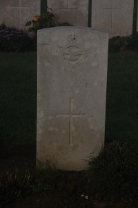 Aubigny Communal Cemetery Extension - Scott, P A