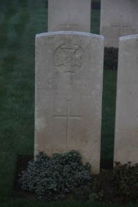 Aubigny Communal Cemetery Extension - Sennett, Henry