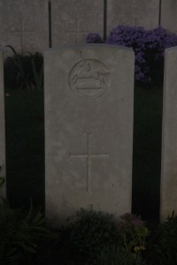 Aubigny Communal Cemetery Extension - Shaw, Malcolm