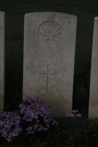 Aubigny Communal Cemetery Extension - Sloman, John Francis