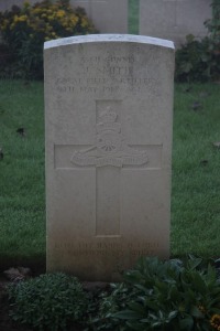 Aubigny Communal Cemetery Extension - Smith, Joseph