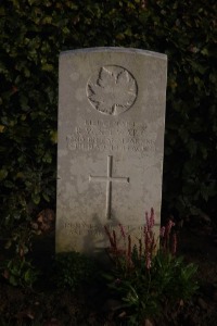 Aubigny Communal Cemetery Extension - Stewart, Robert William