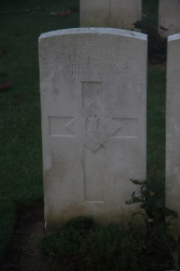 Aubigny Communal Cemetery Extension - Stirling, W