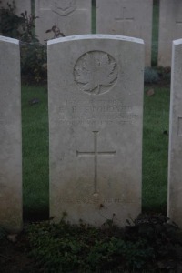 Aubigny Communal Cemetery Extension - Stoddard, Ernest Ellis