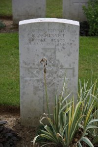 Gordon Dump Cemetery Ovillers-La Boisselle - Bisset, Robert Skirving