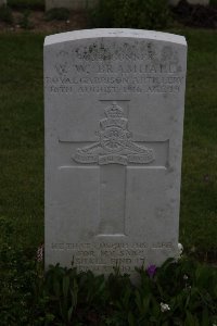 Gordon Dump Cemetery Ovillers-La Boisselle - Bramhall, Wallace Wood