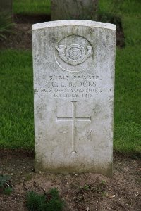 Gordon Dump Cemetery Ovillers-La Boisselle - Brooks, C L