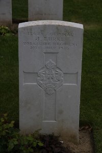 Gordon Dump Cemetery Ovillers-La Boisselle - Burke, J